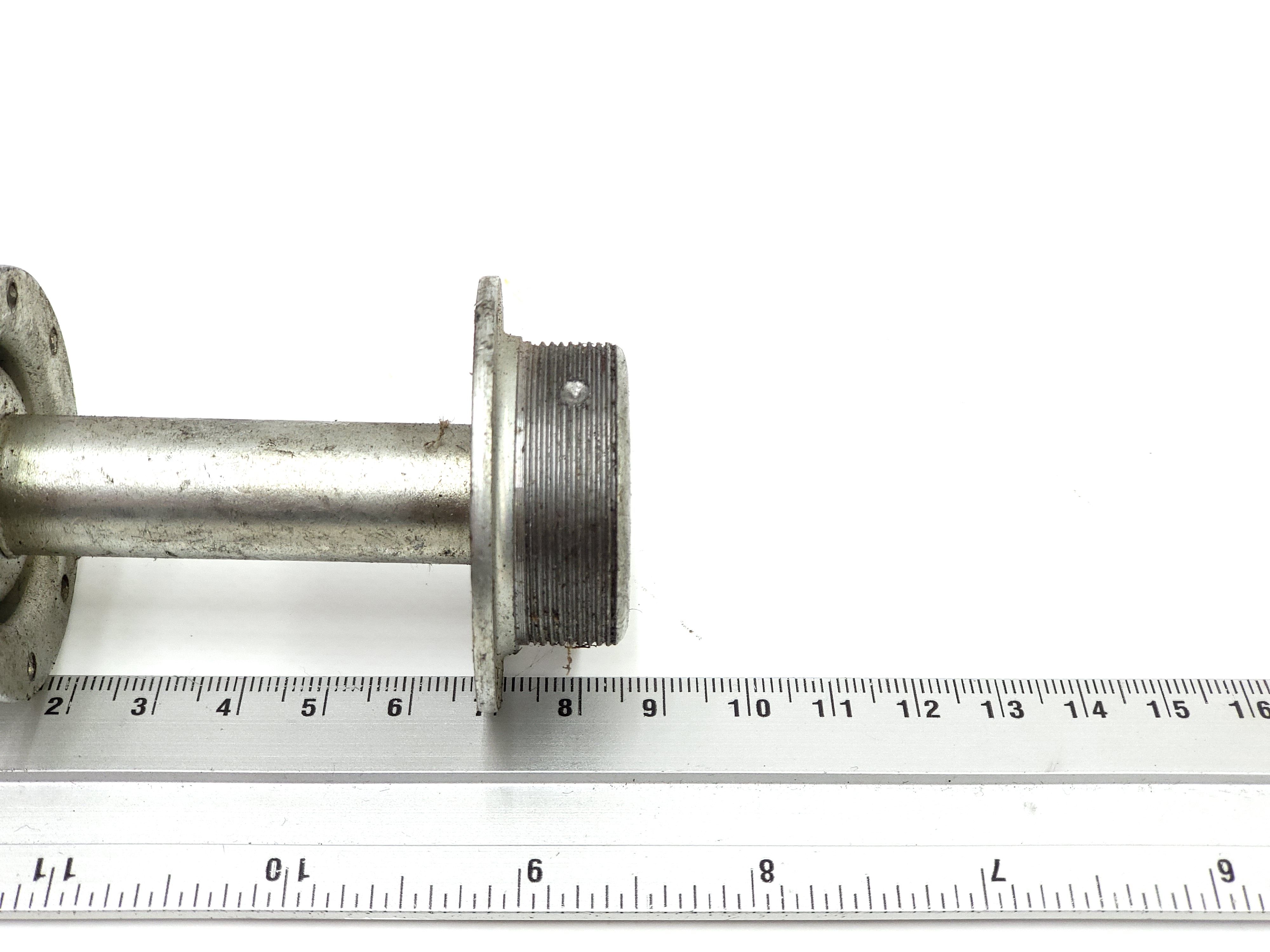 NOWA Piasta koła tylnego ZZR Romet Universal Tyler PRL 16 szprych
