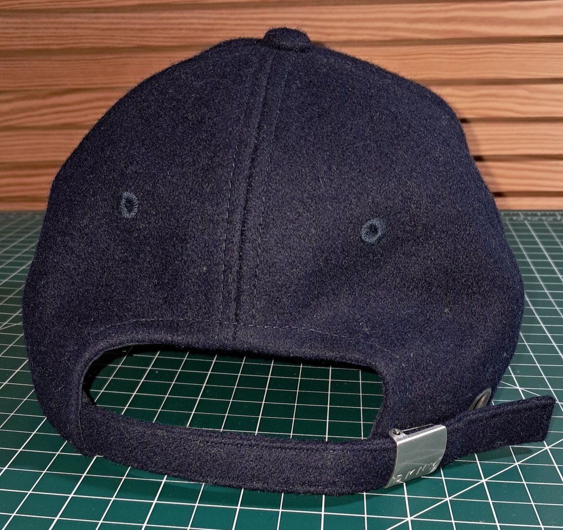 DKNY czapka z daszkiem granatowa wełna ekstra stan jak nowa unisex
