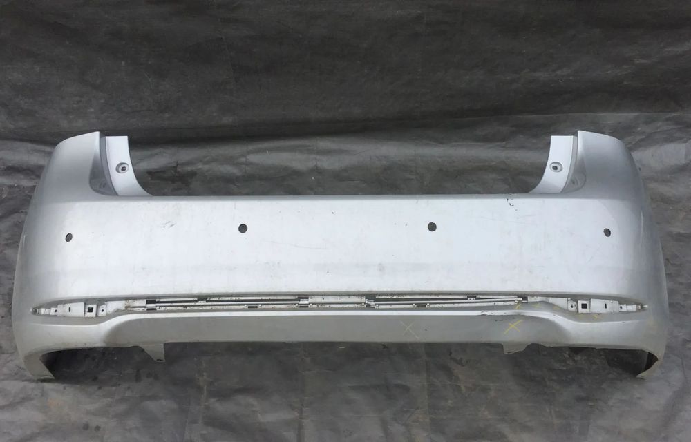 TOYOTA AVENSIS T27 II LIFT T29 SEDAN 2015- ZDERZAK TYLNY TYŁ