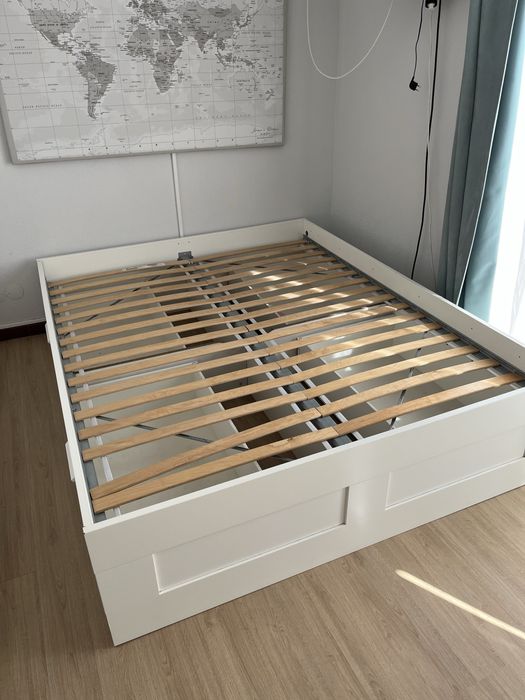 Cama Brimnes Ikea + Estrado Luroy