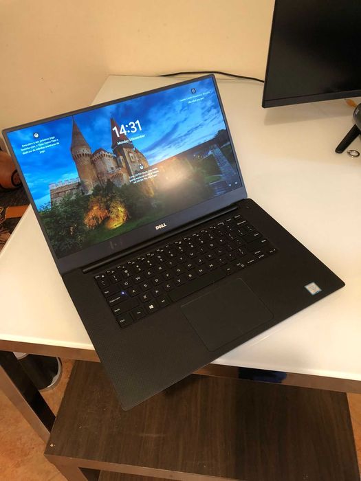 Portatil Dell Precision 5520/ i7-7820HQ Turbo 3,9 Ghz