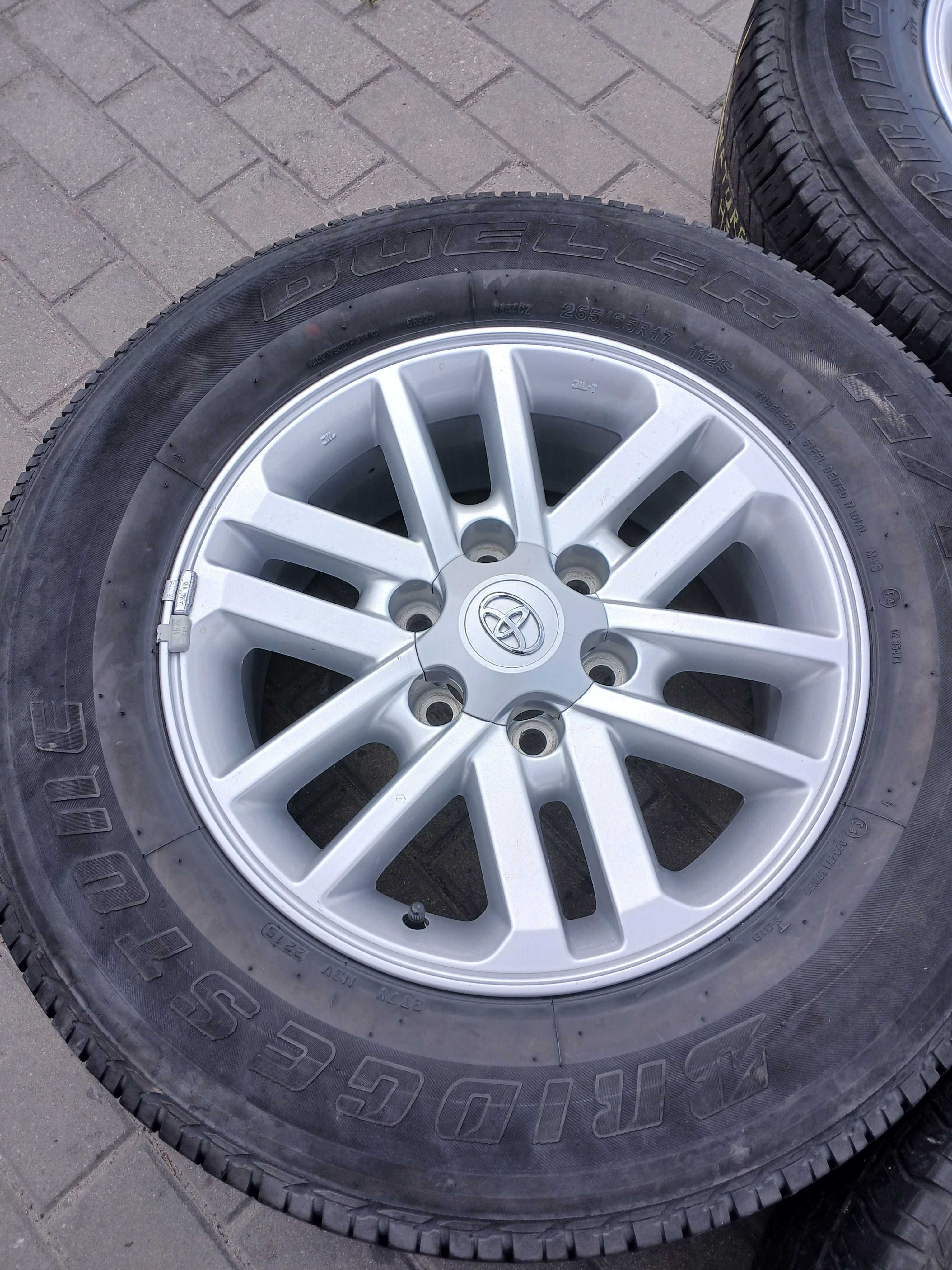 Koła Felgi aluminiowe Toyota Hilux Land Cruiser 6x139,7 7,5j17 et30