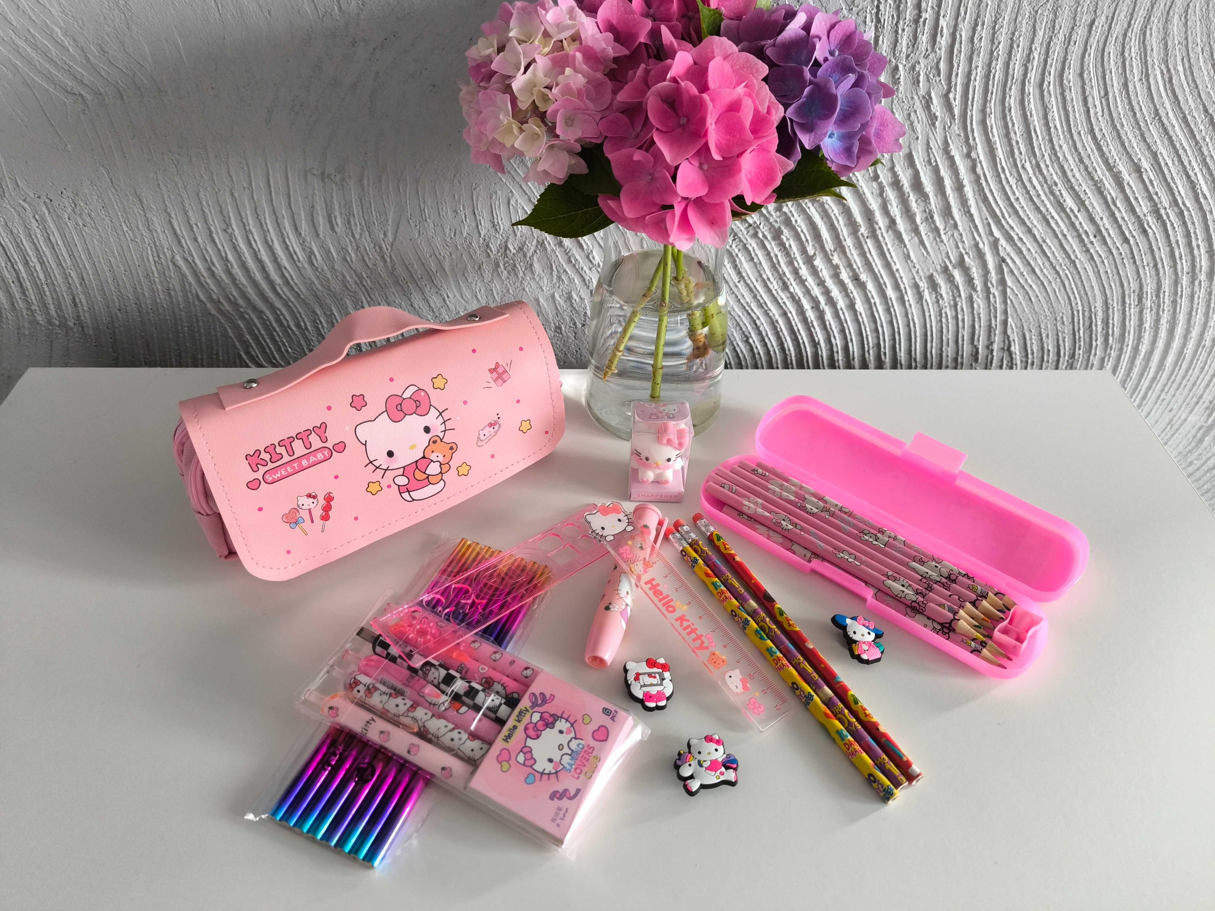 Hello Kitty - Super Mini Wyprawka Szkolna
