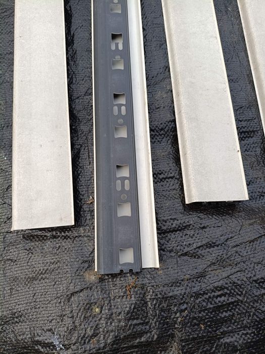 Listwy przypodłogowe ARBITION 2,5m