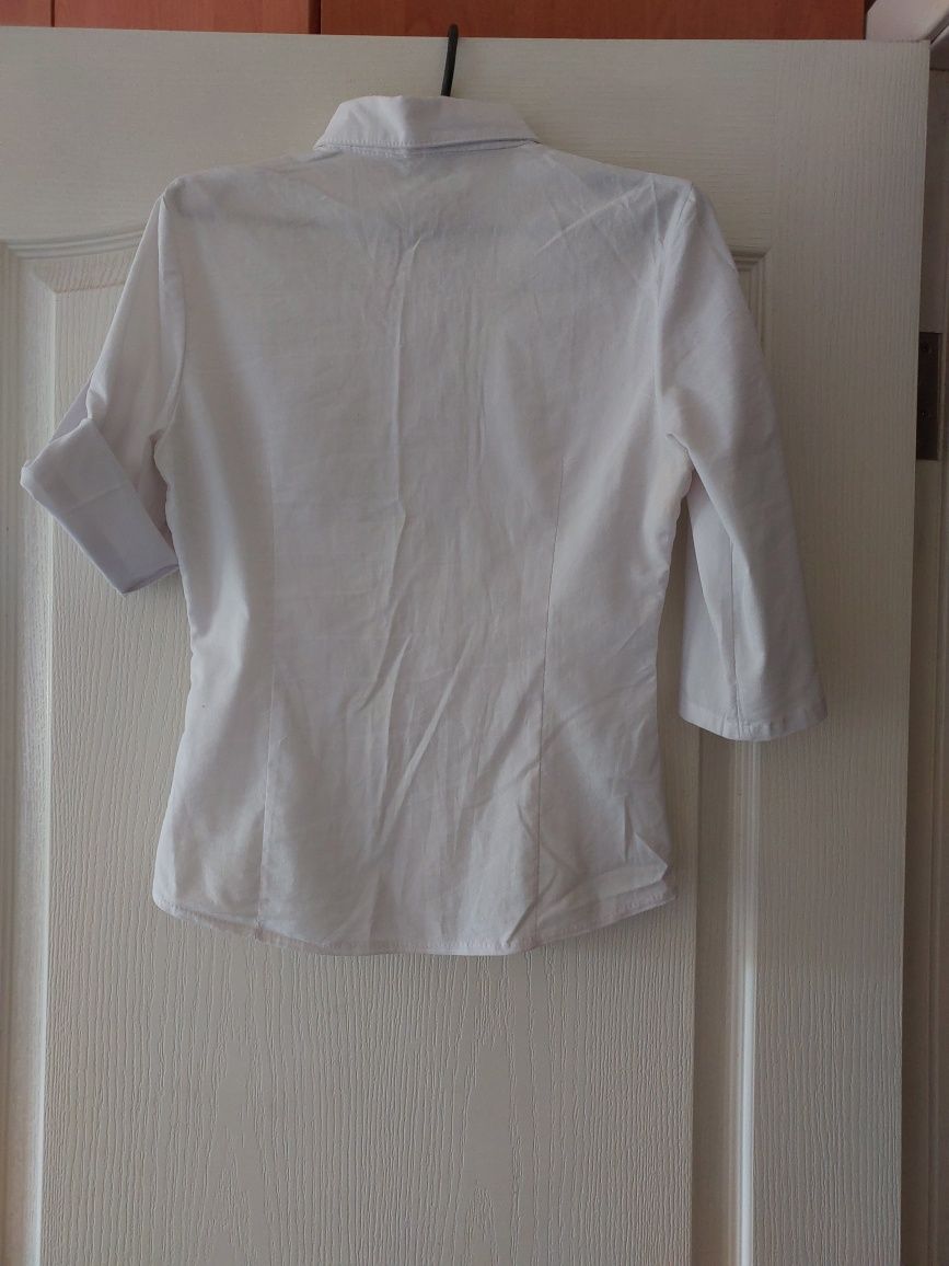 біла жіноча сорочка одяг женская белая рубашка одежда