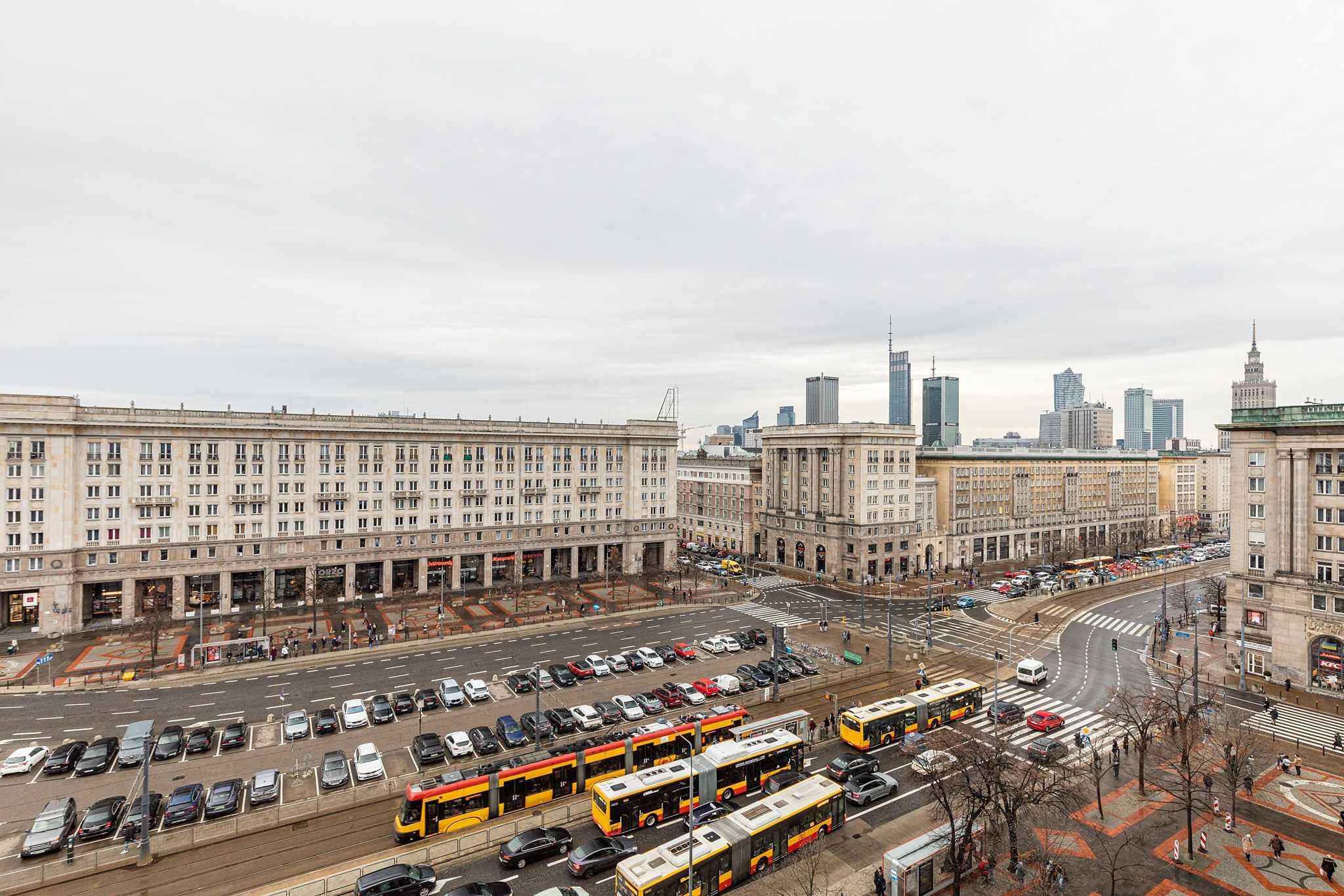 Pl. Konstytucji, Centrum, 9 osób, wspaniały widok, także na sesje foto