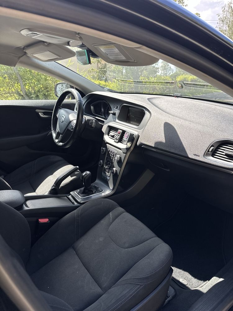 Volvo V40 1.6D D2 zadbany