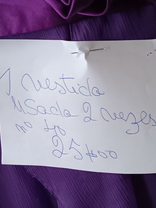 Vestido usasado 2 vezes em bom estado