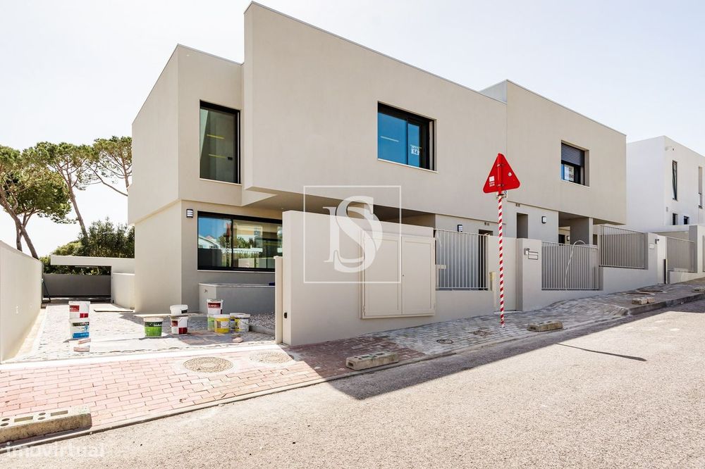 Viva o Conforto e a Elegância num Refúgio Exclusivo em Leceia