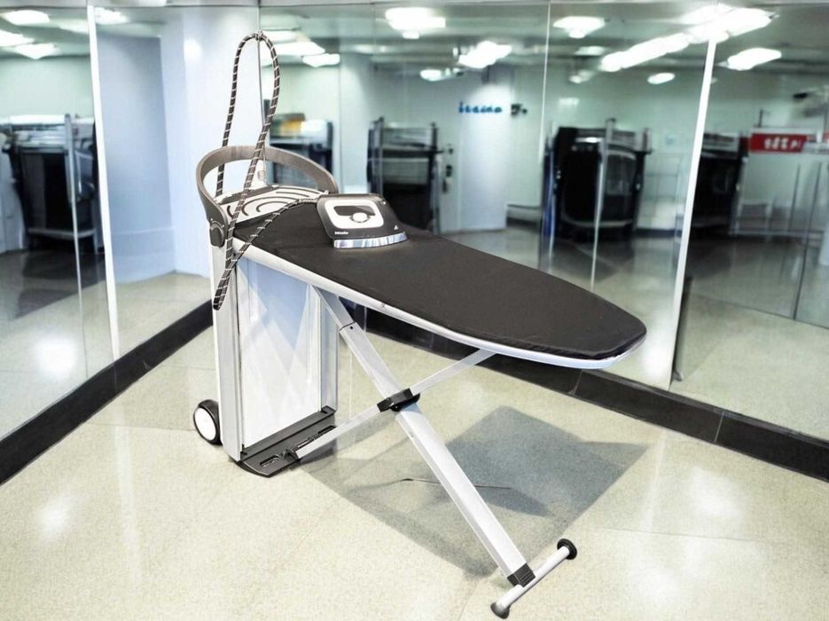 Гладильна система Miele B 1847 - прасувальна праска Міле