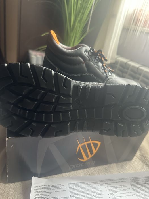Buty robocze rozm 42