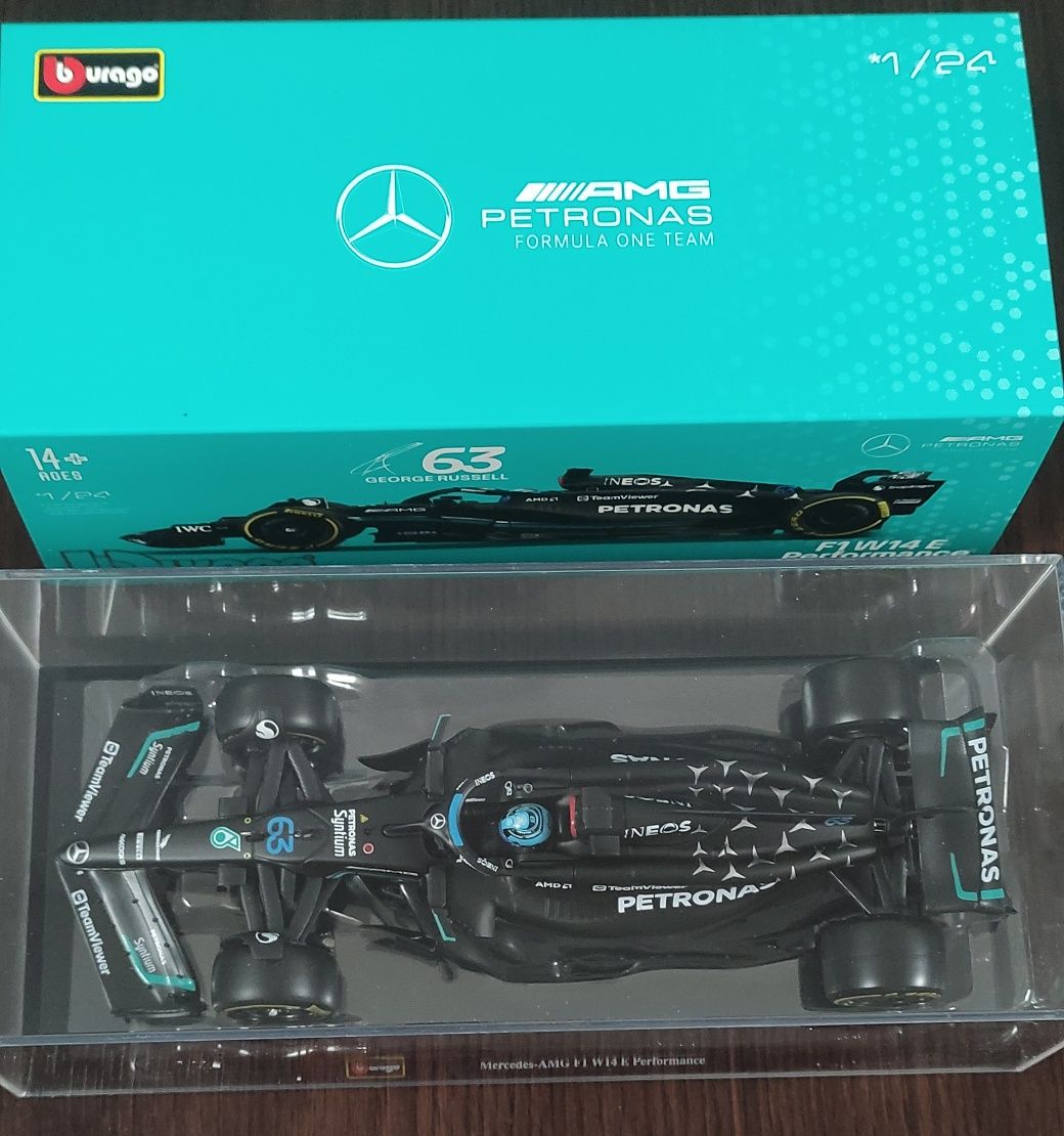 1/24 F1 Mercedes W14 E - G. Russell Bburago