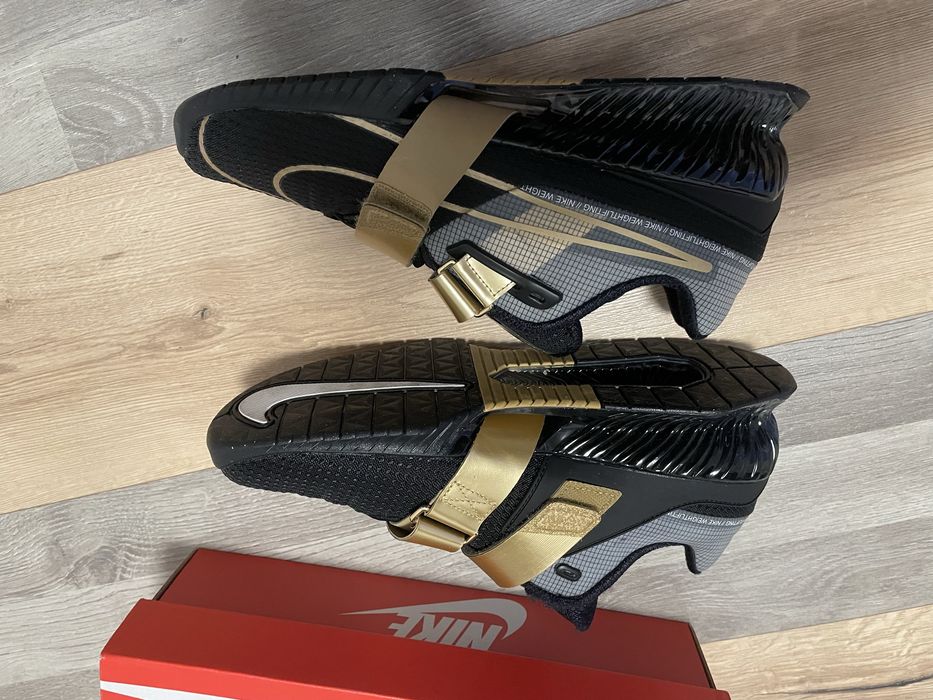 Nike Romaleos 4 – nowe buty do podnoszenia ciężarów (czarno-złote) 43
