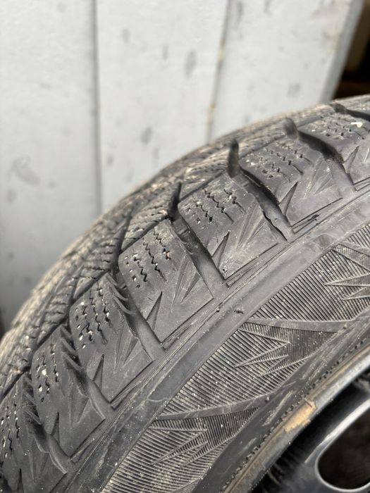 Комплект зимових шин Hankook на дисках 175/65 R14