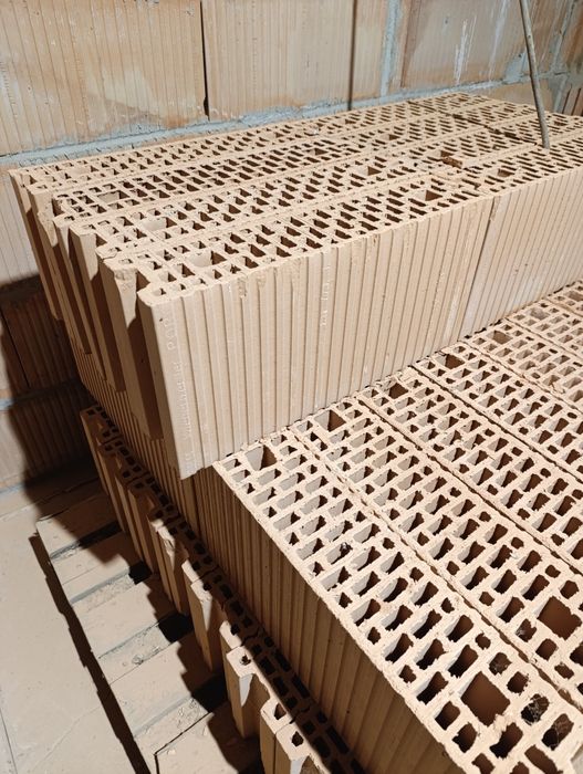 Nowy pustak porotherm. 3 złote za sztukę