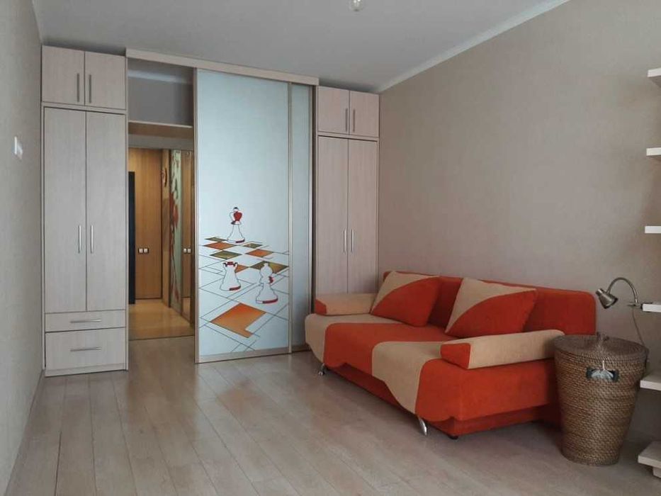 Продам двокімнатну квартиру  пр-т Шевченка 7А м. Вишгород ремонт меблі