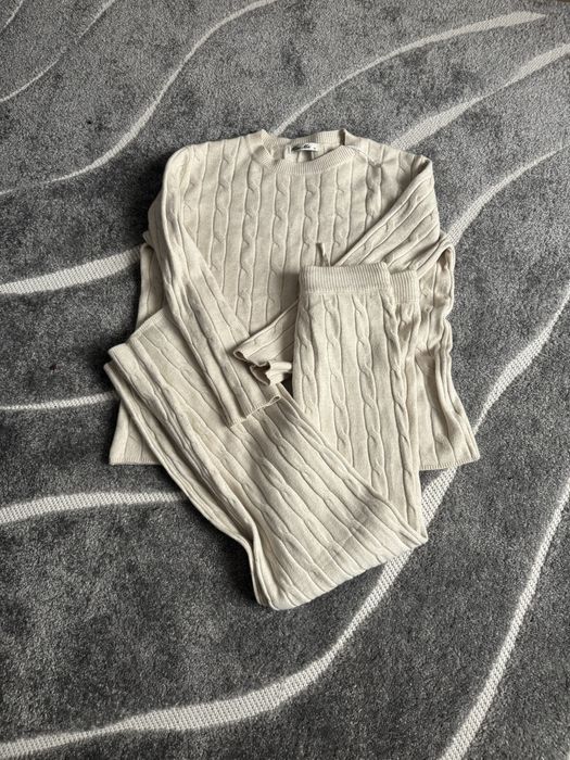 Костюм жіночий розмір універсальний колір беж