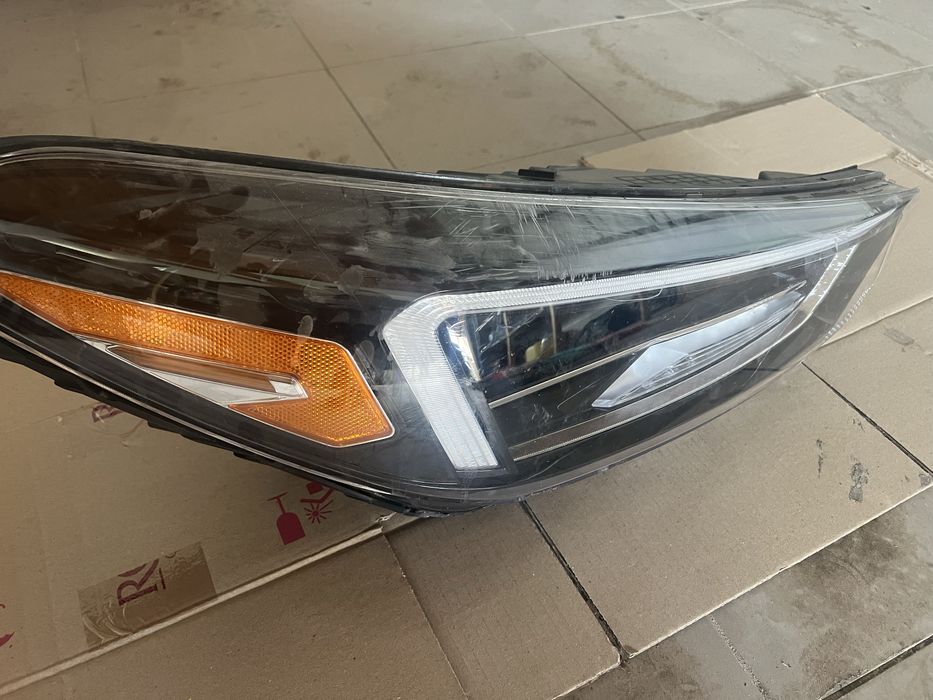 Фара Full led з hyundai tucson 17-20 років USA.