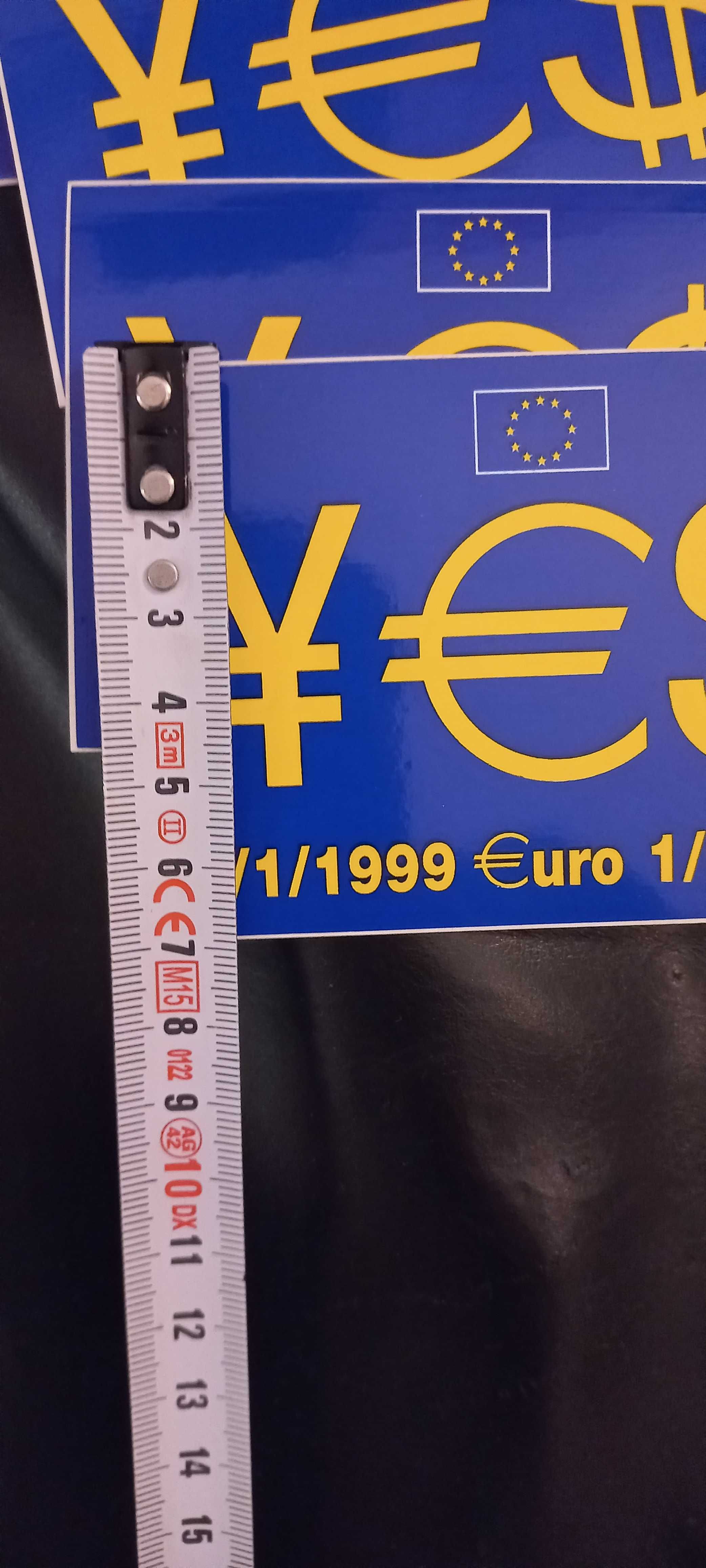 Sacos e autocolantes da moeda única europeia