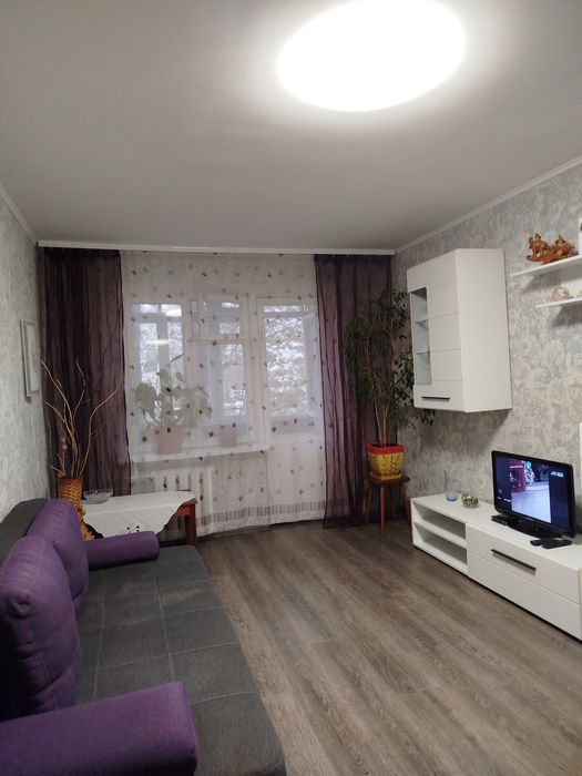 Сдам 2 комнатную квартиру на Рабочей