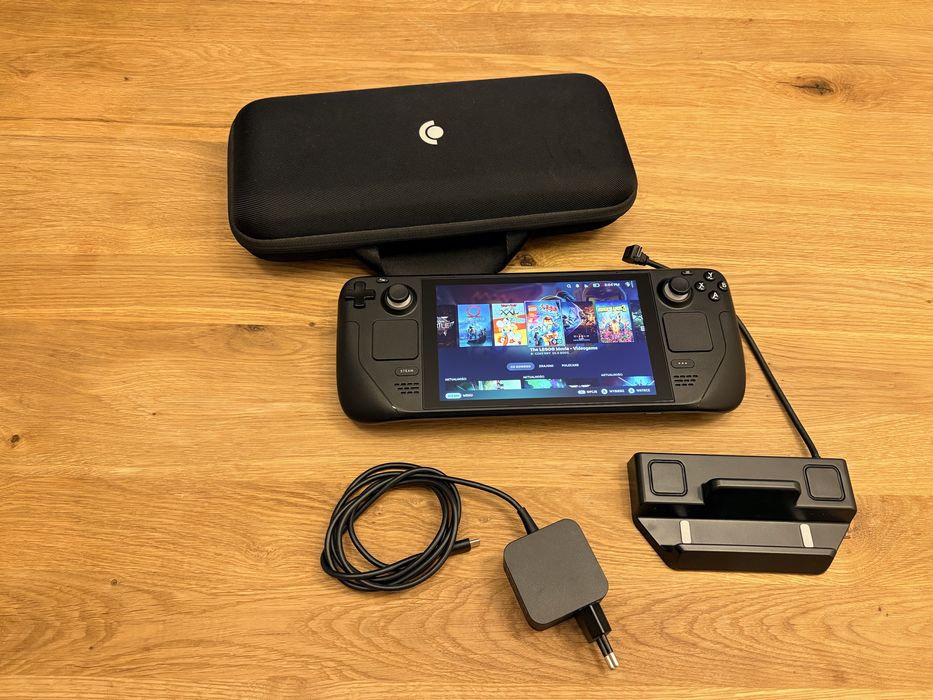 Steam deck 64 GB + karta 512 GB