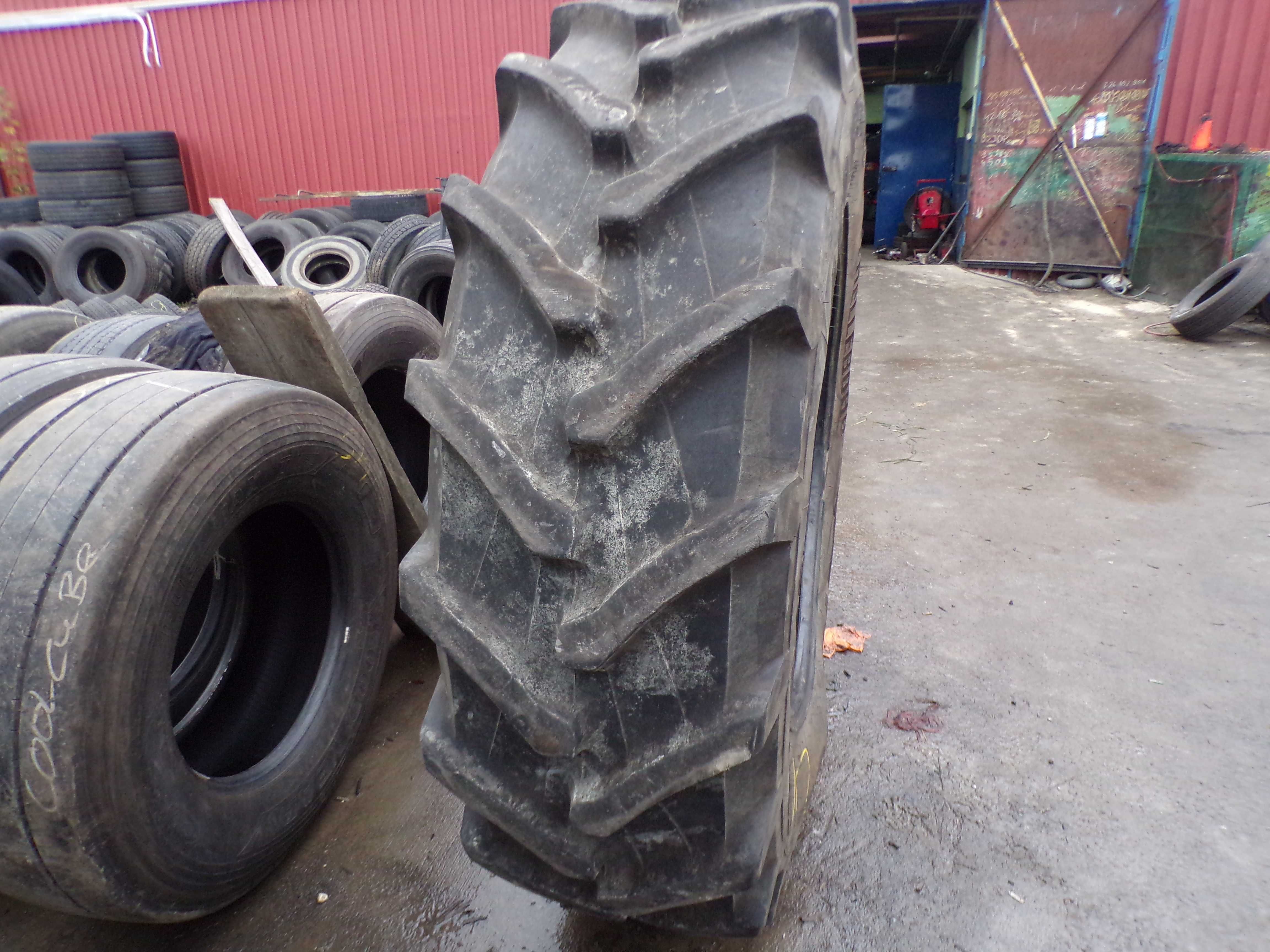 Opona 460/85R38 18.4R38 TRELLEBORG TM 600 (2000 netto)