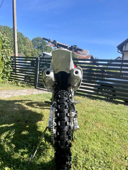 Honda crf 250 rok2016