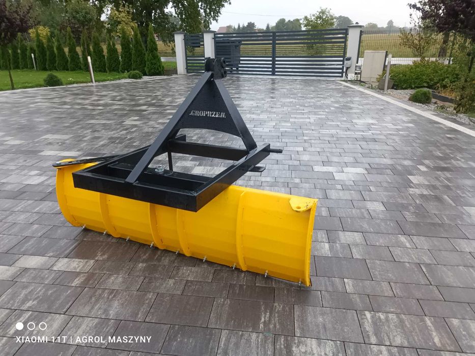 Okazja Dostawa Mocna Konstrukcja Pług Śnieżny Obrotowy Polecam