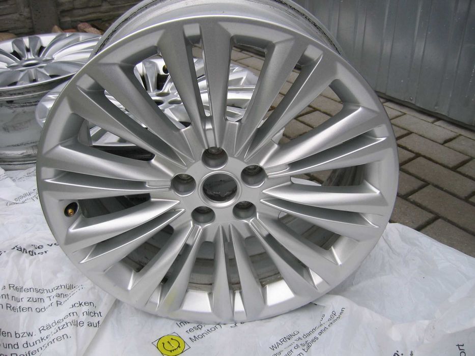 Alufelgi Jaguar 19" oryginalne 2sztuki 8\1/2 Jx19CH ET49,5x108 OKAZJA