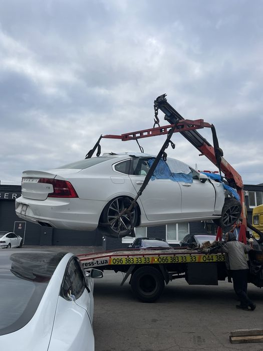 Двері, запчастини Вольво S90, Volvo S90. Все в наявності.