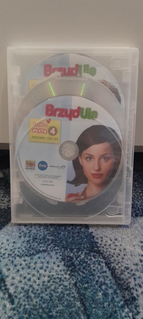 Brzydula serial część 5