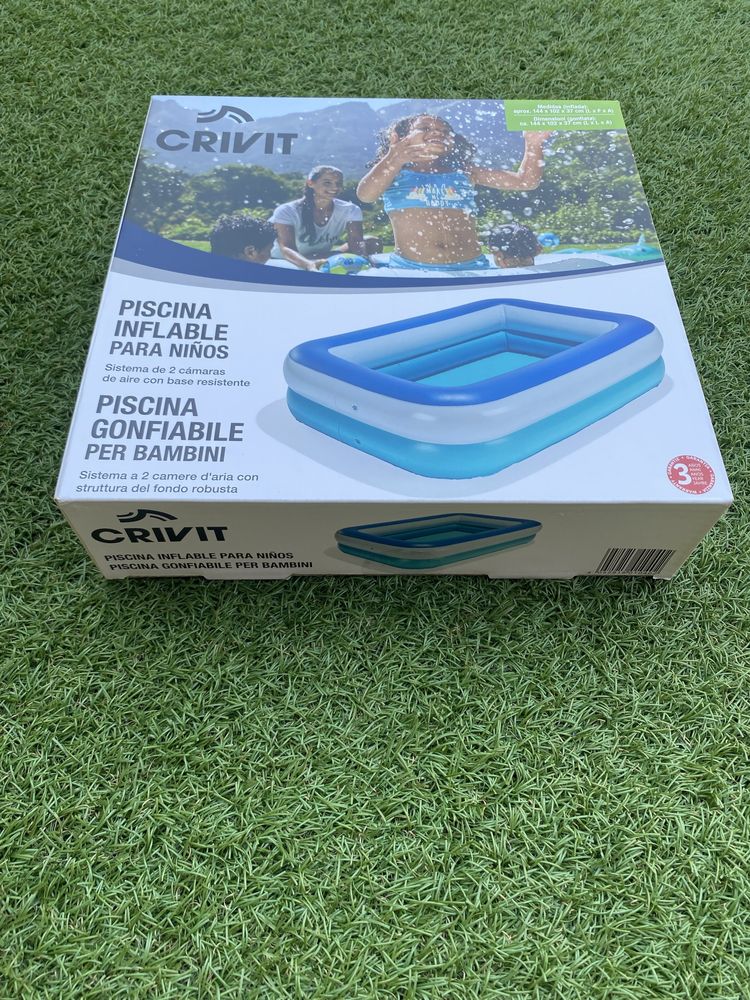 Piscina insuflável retangular como nova