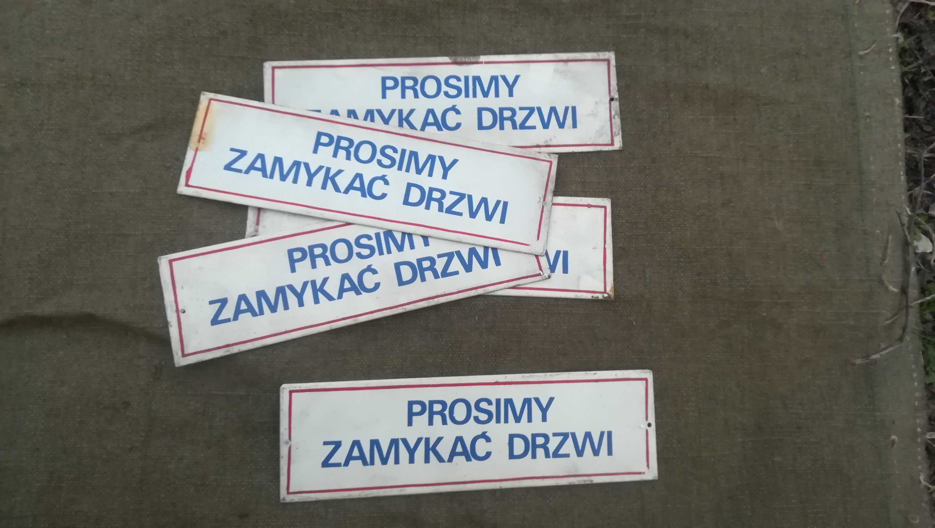 Tabliczka informacyjna "PROSIMY ZAMYKAĆ DRZWI" - PRL - oryginał