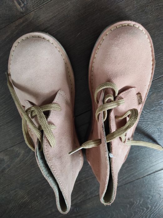 Продам нові шкіряні ботіночки для дівчинки