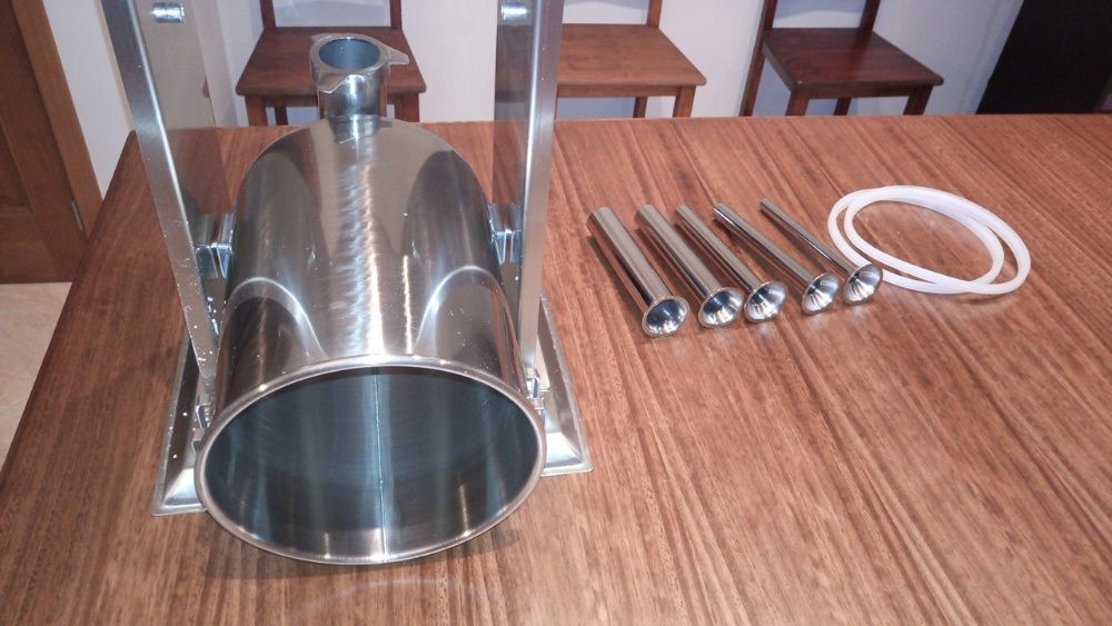 Máquina para enchidos 10 litros em inox