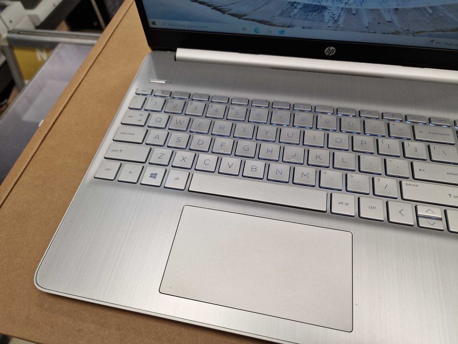 HP 15s fq1102nw/ i3-1005G1/ 16GB/ 256GB/ 15.6" FHD/ W10/ Grade A