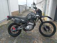 Yamaha XT 600 do ano 2000