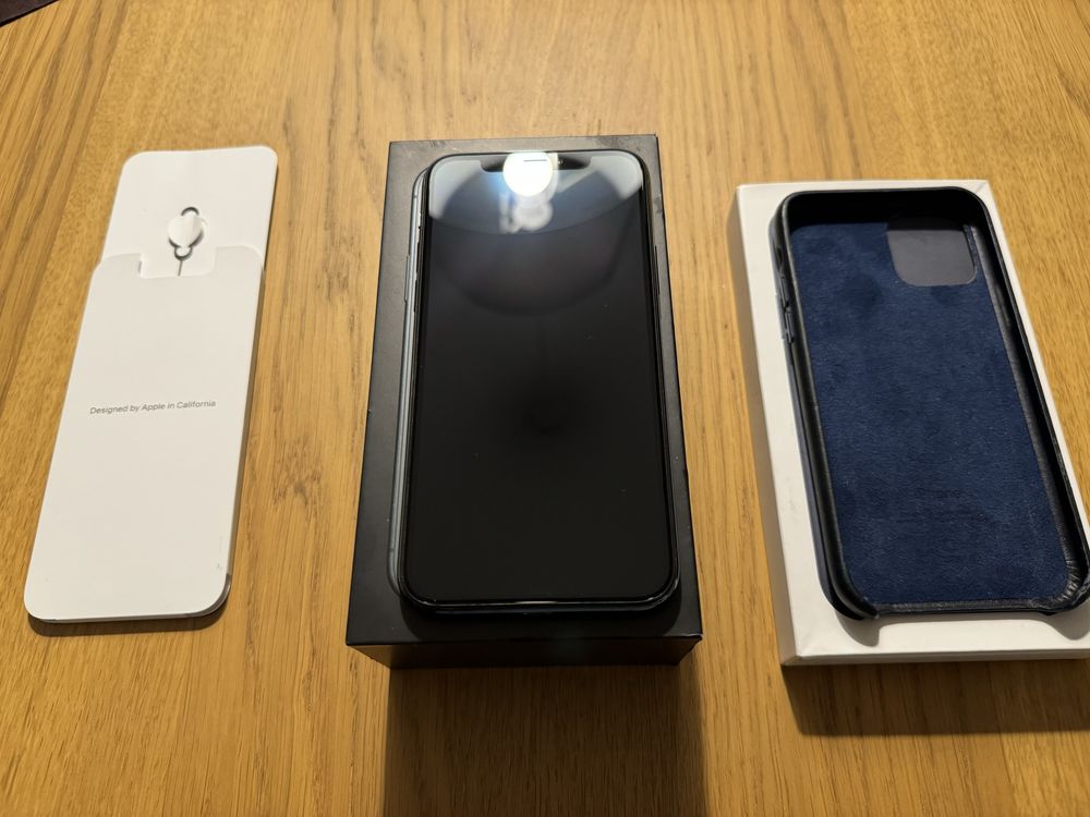 Apple iPhone 11 Pro Midnight Green 64GB stan idealny