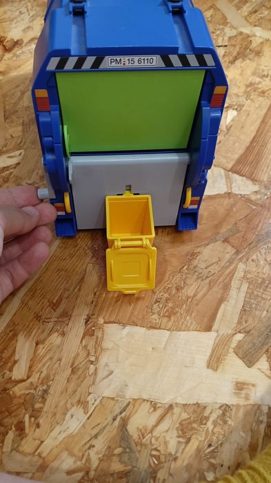 Playmobil śmieciarka