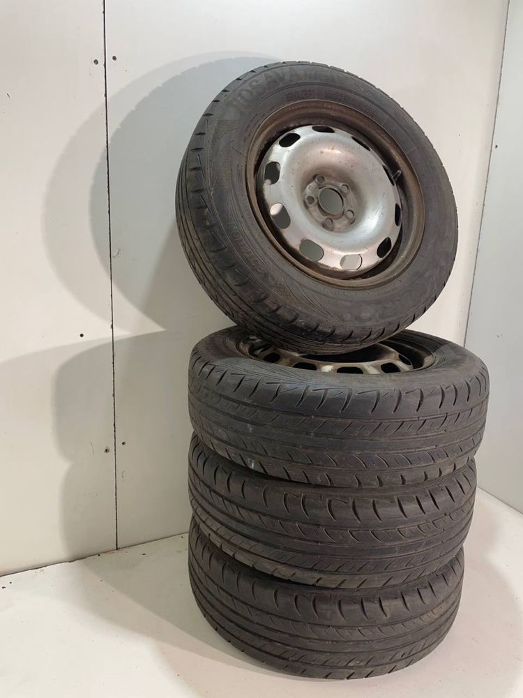 Диск з резиною на Volkswagen 195/65 r15  5/100