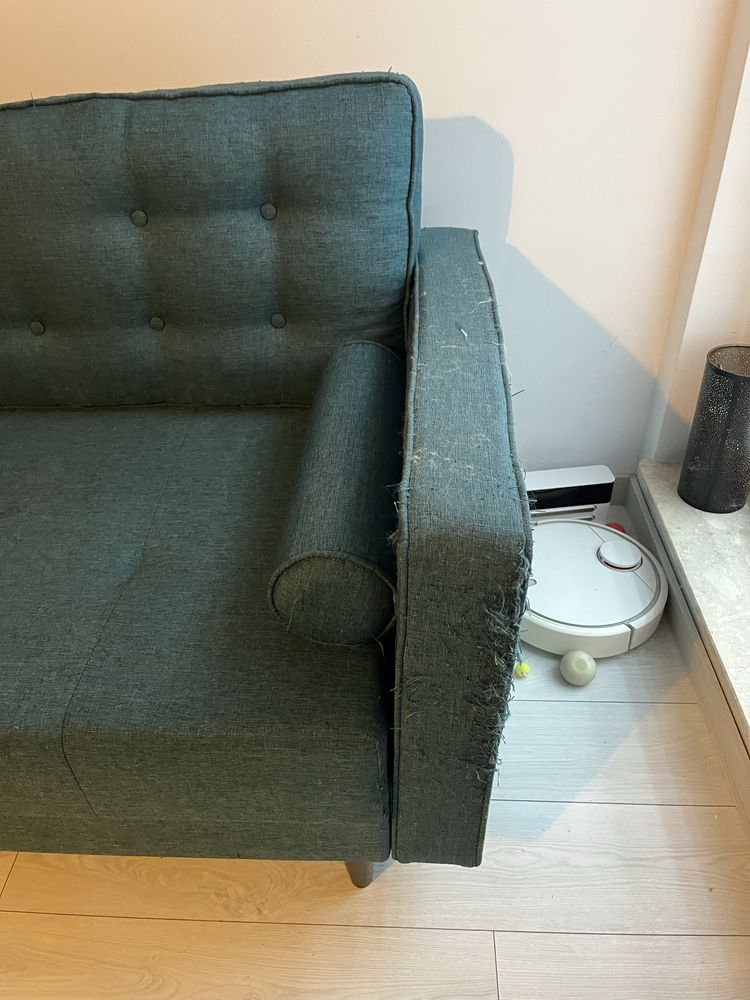 Sofa z pojemnikiem na pościel