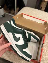 Nike Dunk Low Vintage Green 42