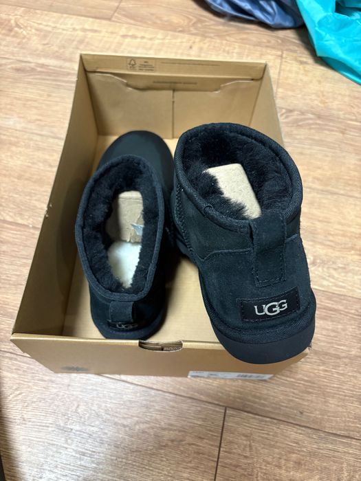UGG M Classic Ultra Mini - Чоловічі уги 43 розмір