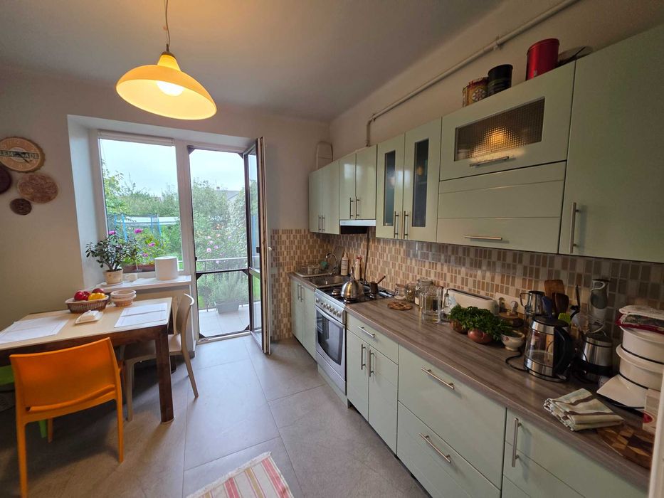 Особняк Городок в.Мазепи знаходиться в гарному з багатою зеленню місці