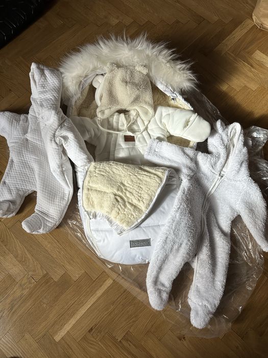 Все включено Зимовий конверт-кокон на овчині і комбінізони і шапочка