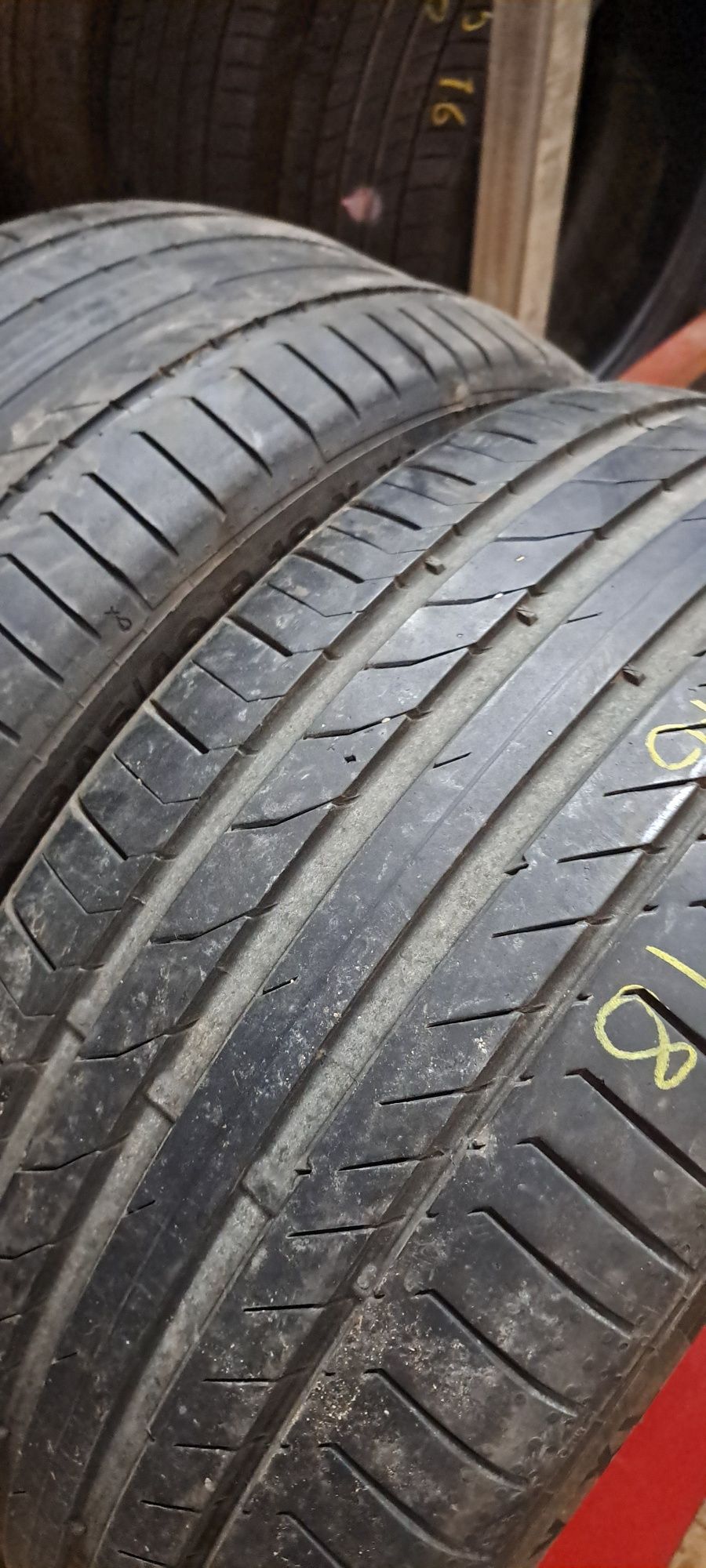 Pneus 245/40/18 continental