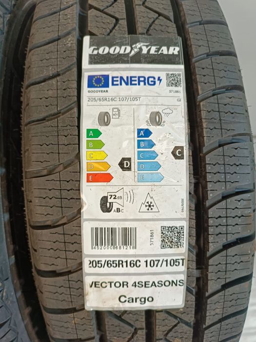 2x 205/65r16C GoodYear Vector 4Seasons Cargo 107/105T 2024