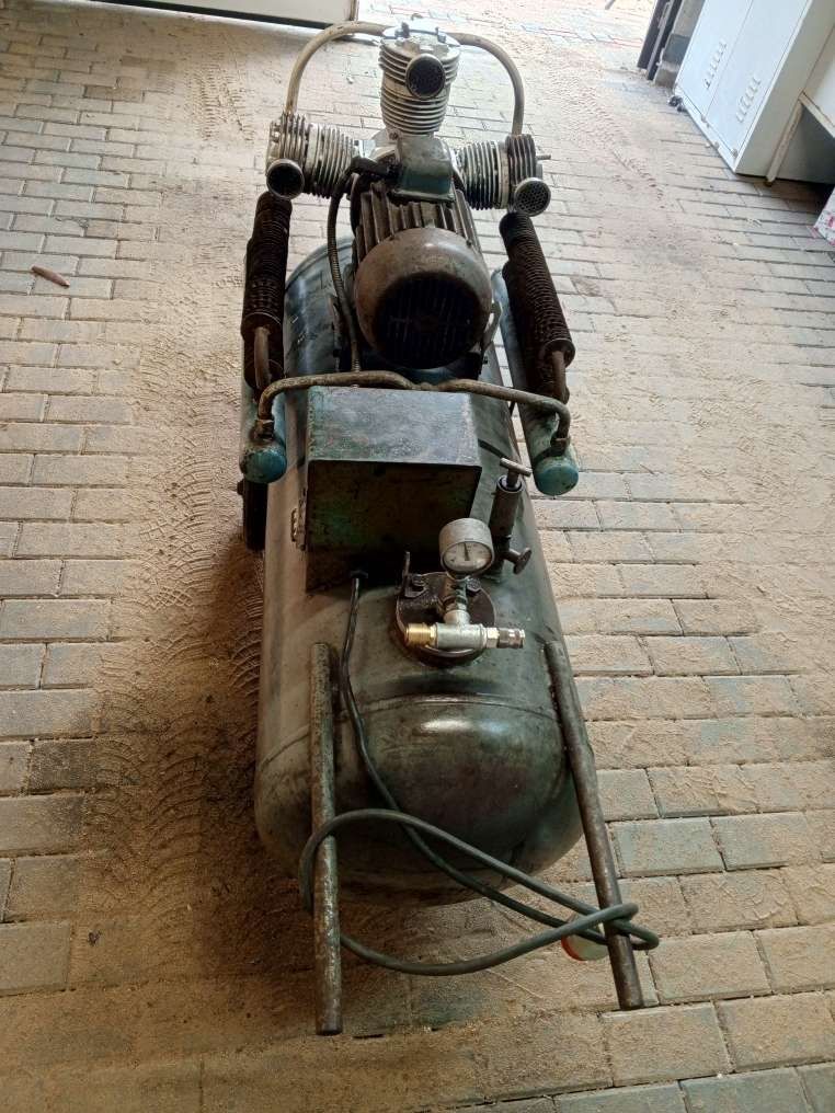 Sprzedam kompresor 180l