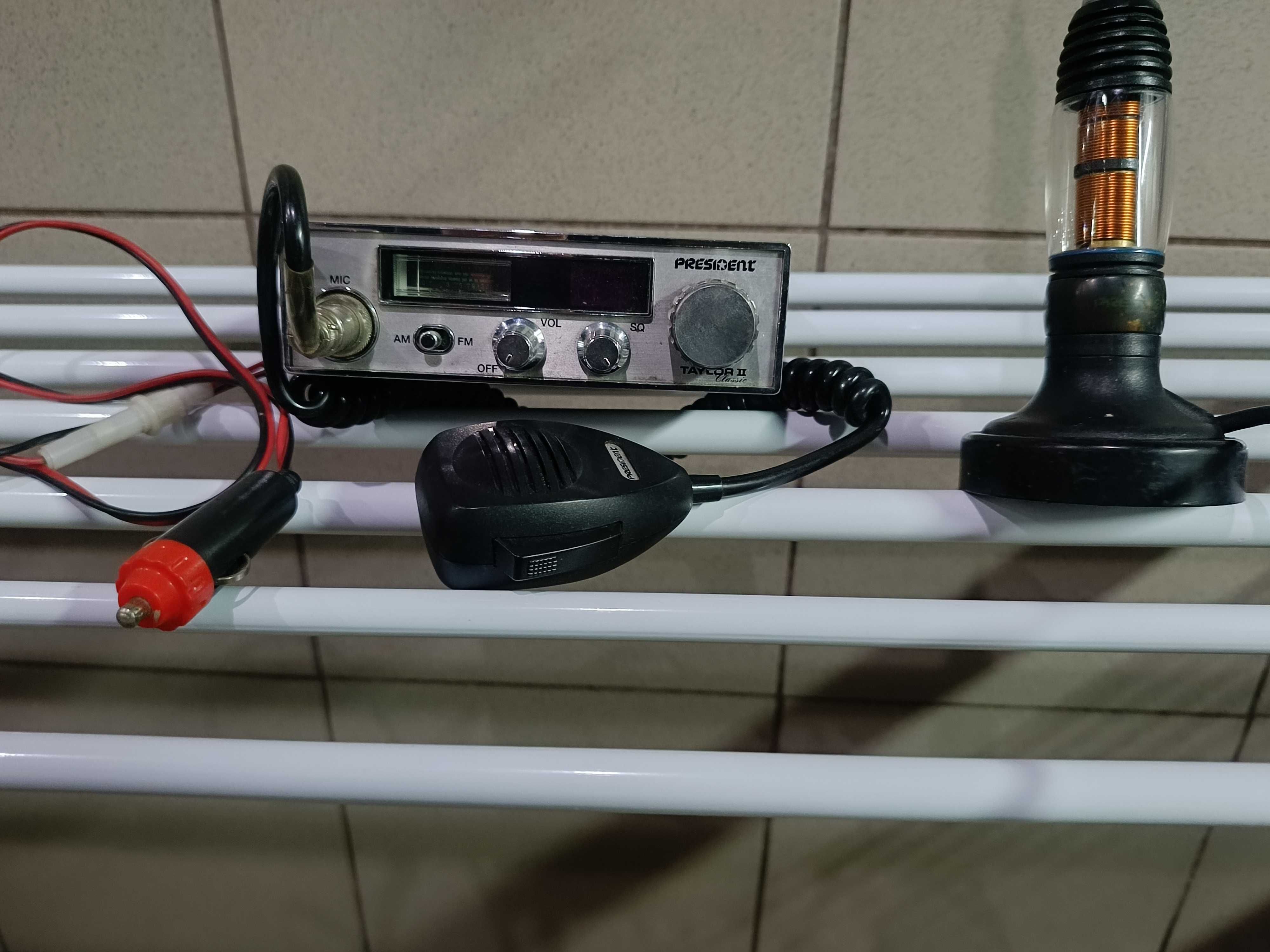 CB Radio President Taylor Classic+ antena President na magnesie.