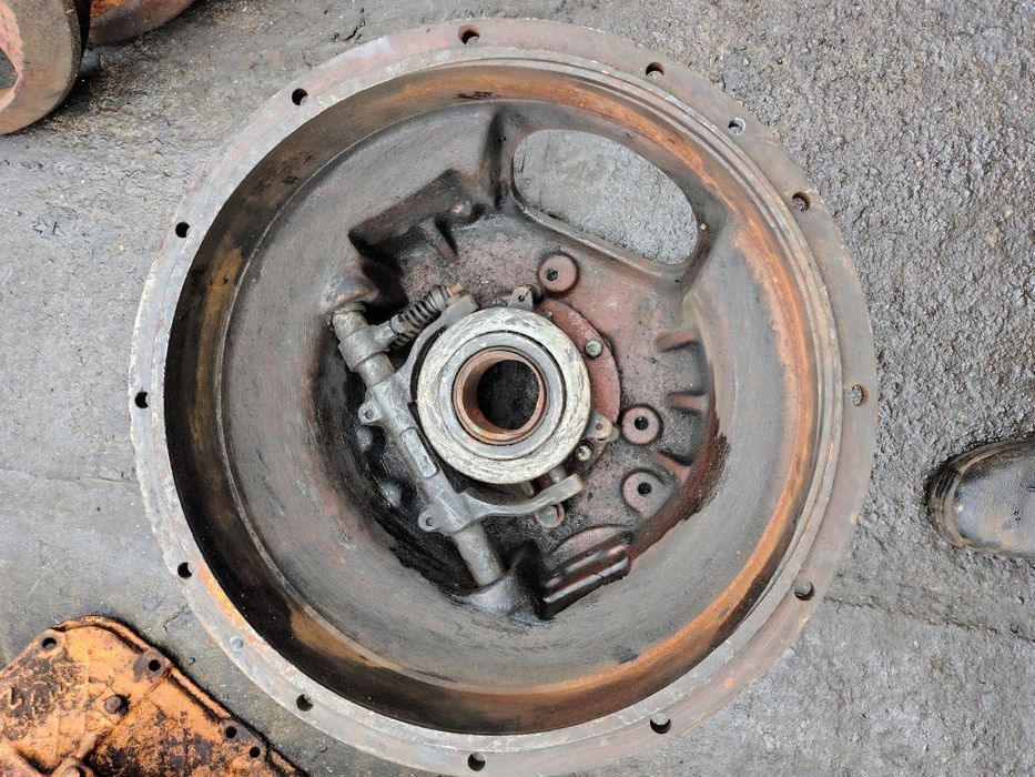 Кожух Т-150К под двиг. ЯМЗ-236